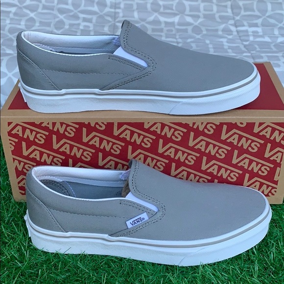VANS CLASSIC SLIP-ON WILD DOVE/TRUE WHITE WMNS - Picture 10 of 16